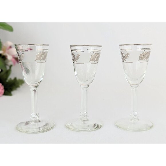 Set of 5 Vintage Libbey Silver Leaf Cordial Glasses 1960s Aperitif MCM Barware - Picture 7 of 10